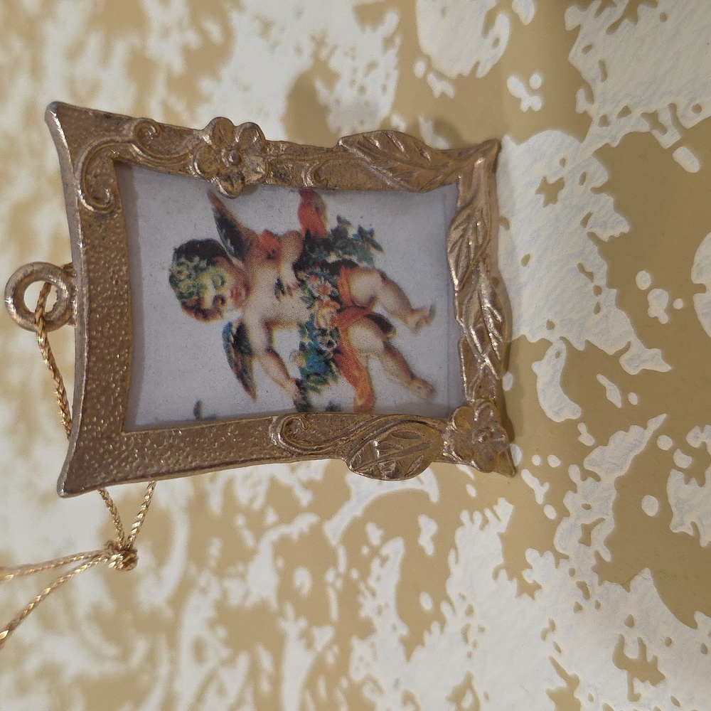 Miniature Dollhouse Gold Angel Picture Frame Charms 70s - Picture 4 of 9